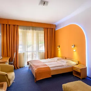 Hotel Negy Evszak ***